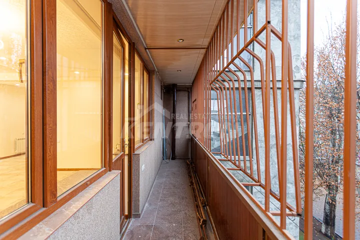 slide 889405